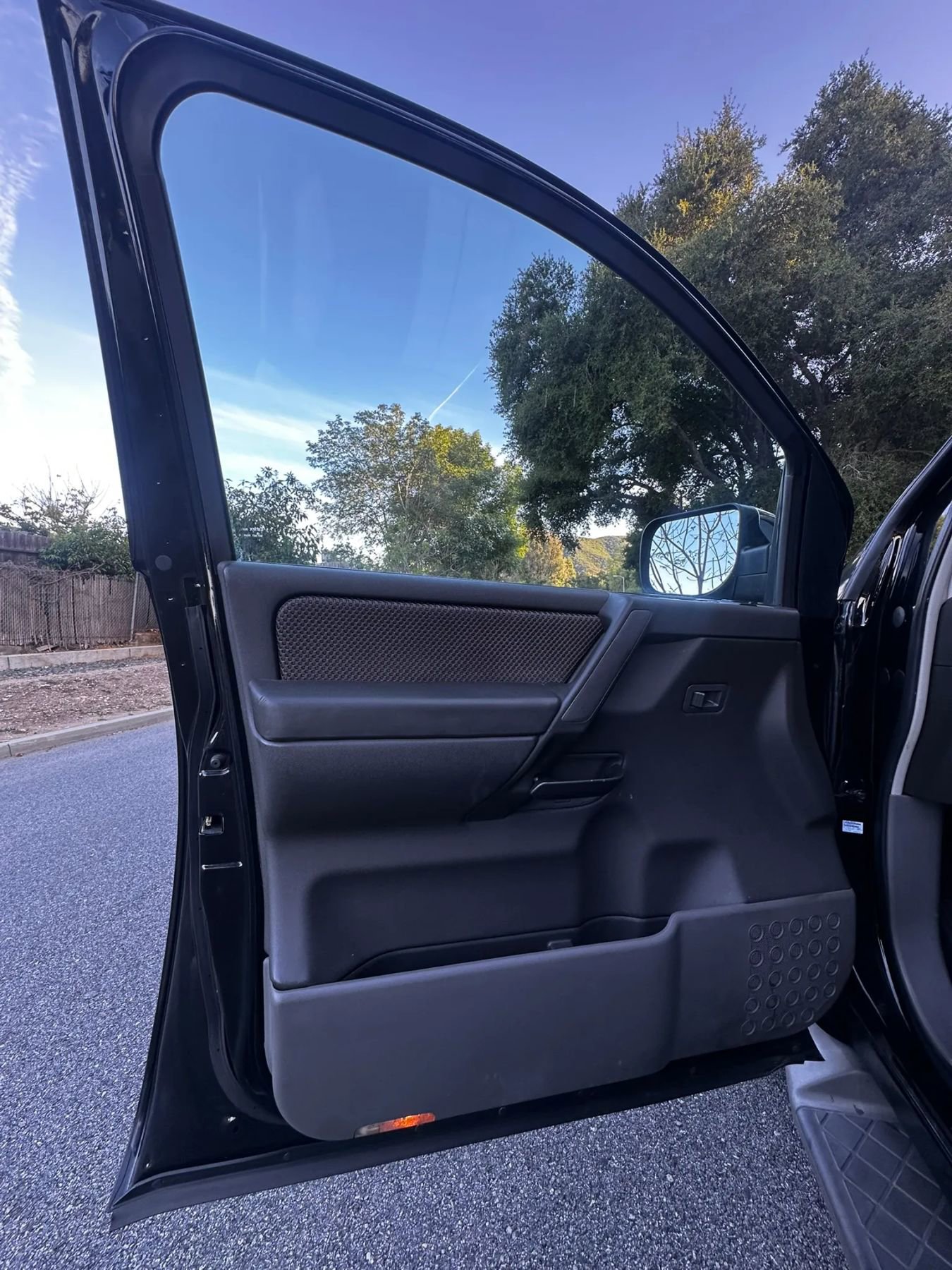 Used 2007 Nissan Armada SE RWD image 12