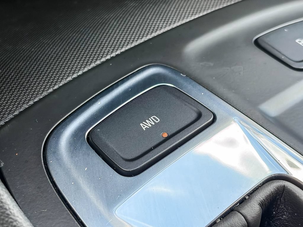 Used 2022 Chevrolet Equinox LT AWD/4WD image 29