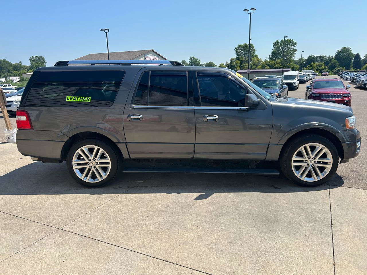 Used 2015 Ford Expedition EL Limited w/ Equipment Group 301A AWD/4WD image 4