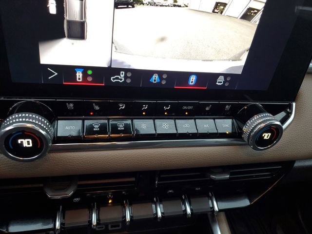 Used 2024 GMC Canyon Denali image 22