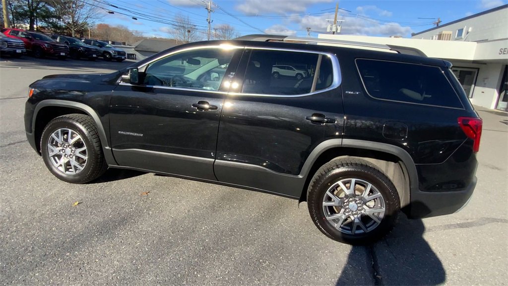 Certified 2023 GMC Acadia SLT w/ Technology Package image 6
