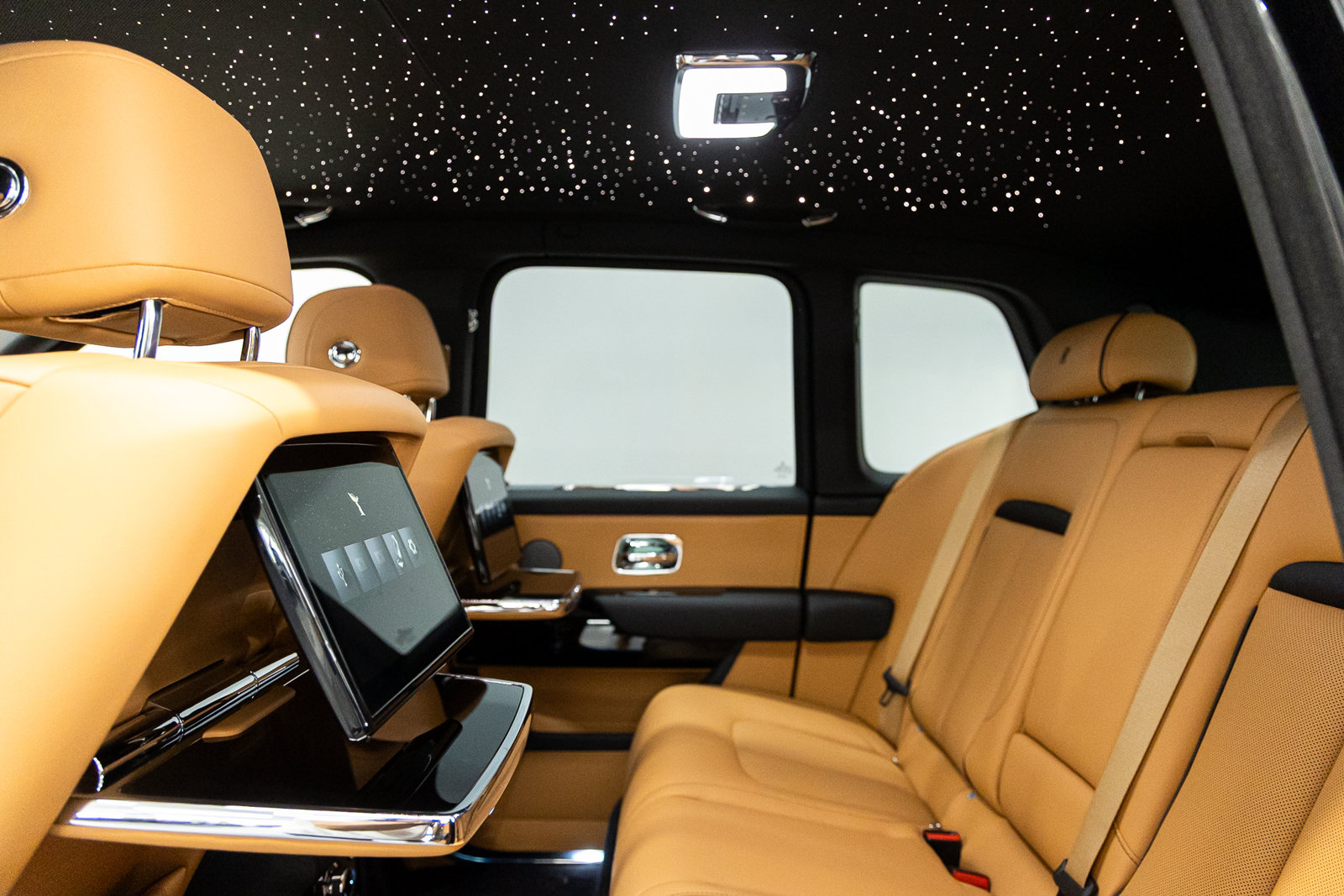 New 2027 Rolls-Royce Cullinan AWD/4WD image 54