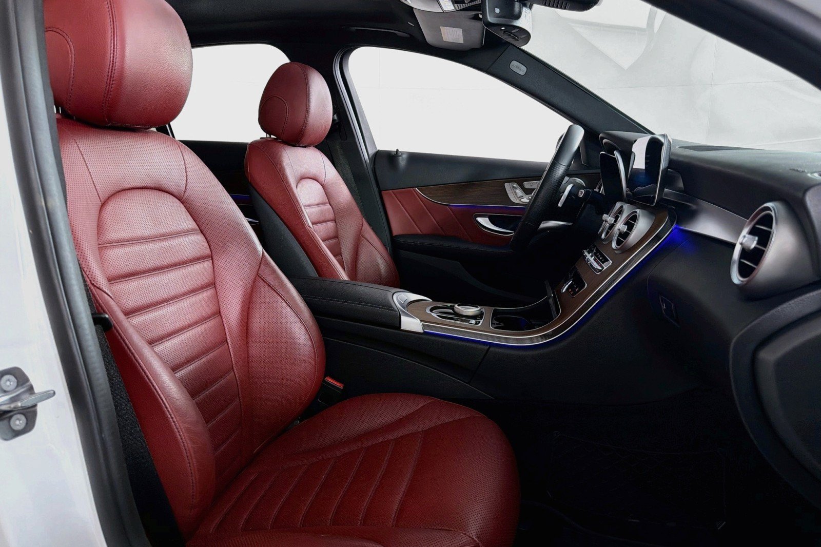 Used 2020 Mercedes-Benz C 300 Sedan image 7