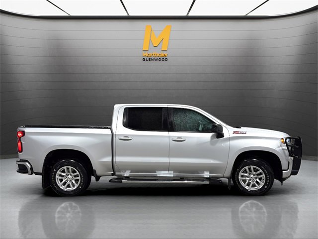 Used 2021 Chevrolet Silverado 1500 RST image 2