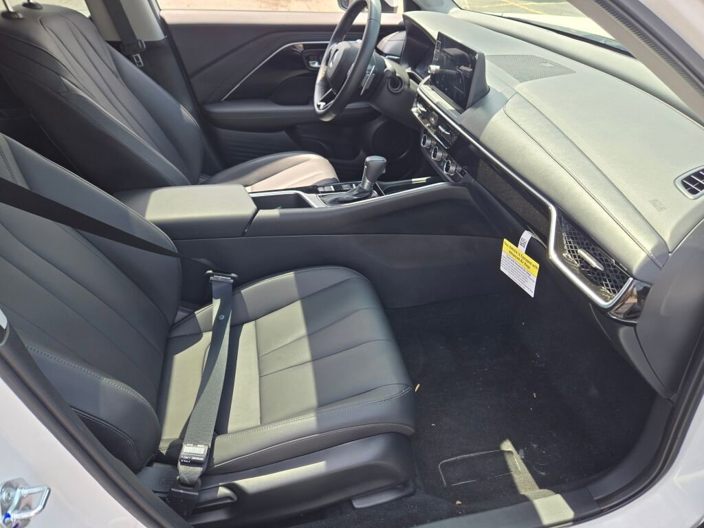 Used 2025 Acura ADX AWD image 6