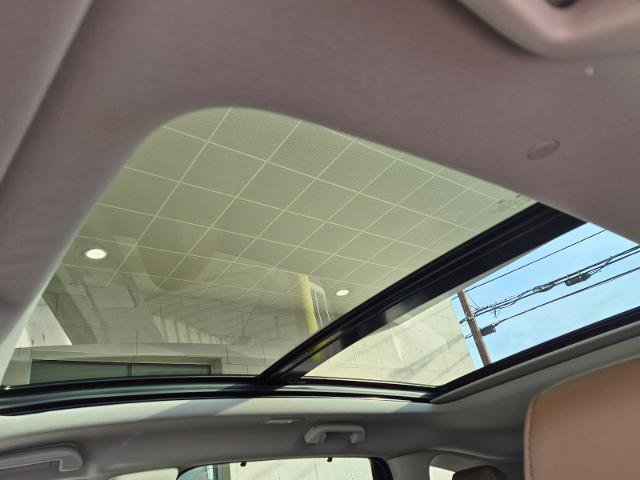 Used 2024 Acura MDX SH-AWD w/ Technology Package image 17