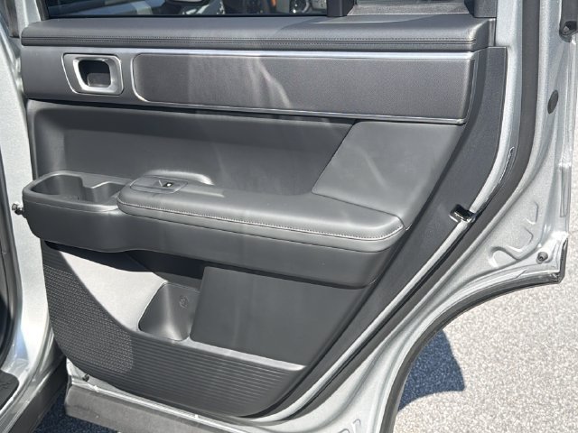 New 2027 Hyundai Santa Fe SEL FWD image 18