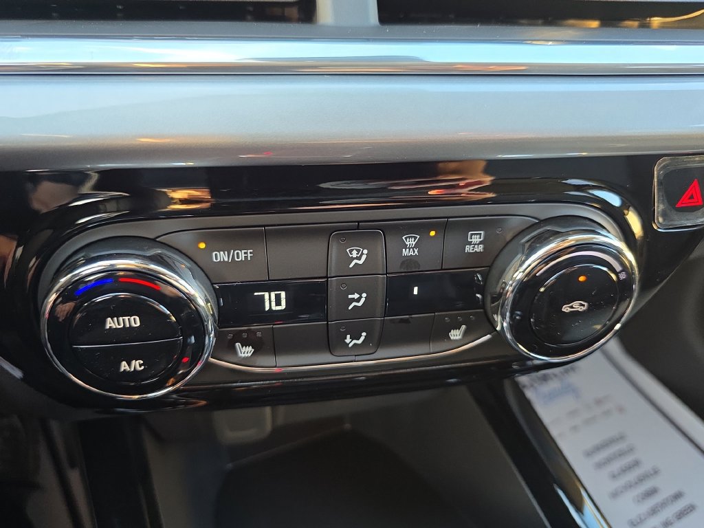New 2026 Chevrolet Trax LT w/ LT Convenience Package FWD image 19