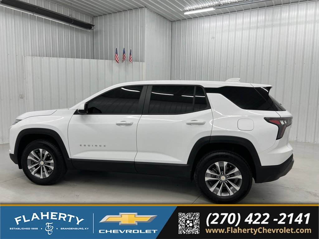 Used 2026 Chevrolet Equinox LT AWD/4WD image 5
