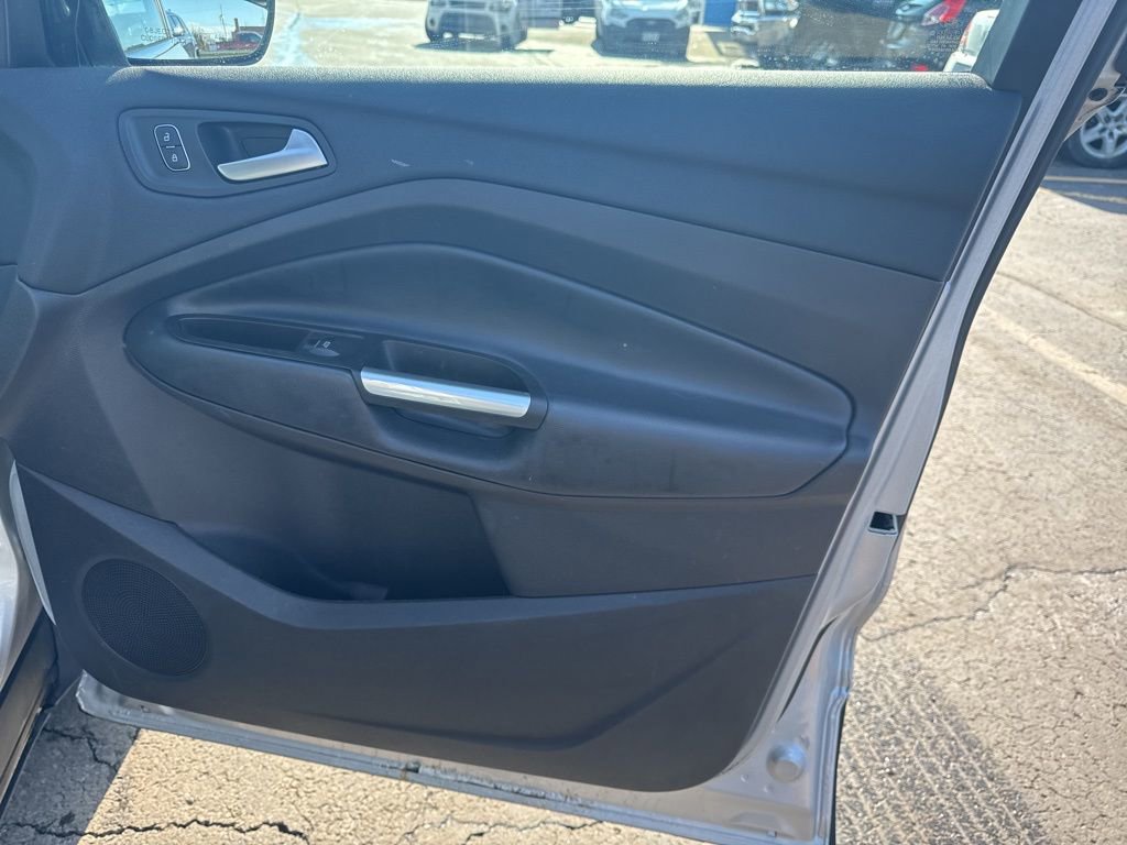 Certified 2019 Ford Escape SE image 28