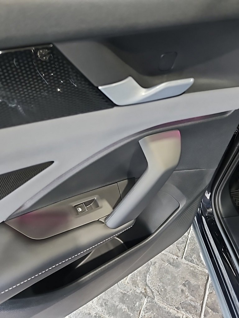 New 2026 Volkswagen Tiguan SE image 22