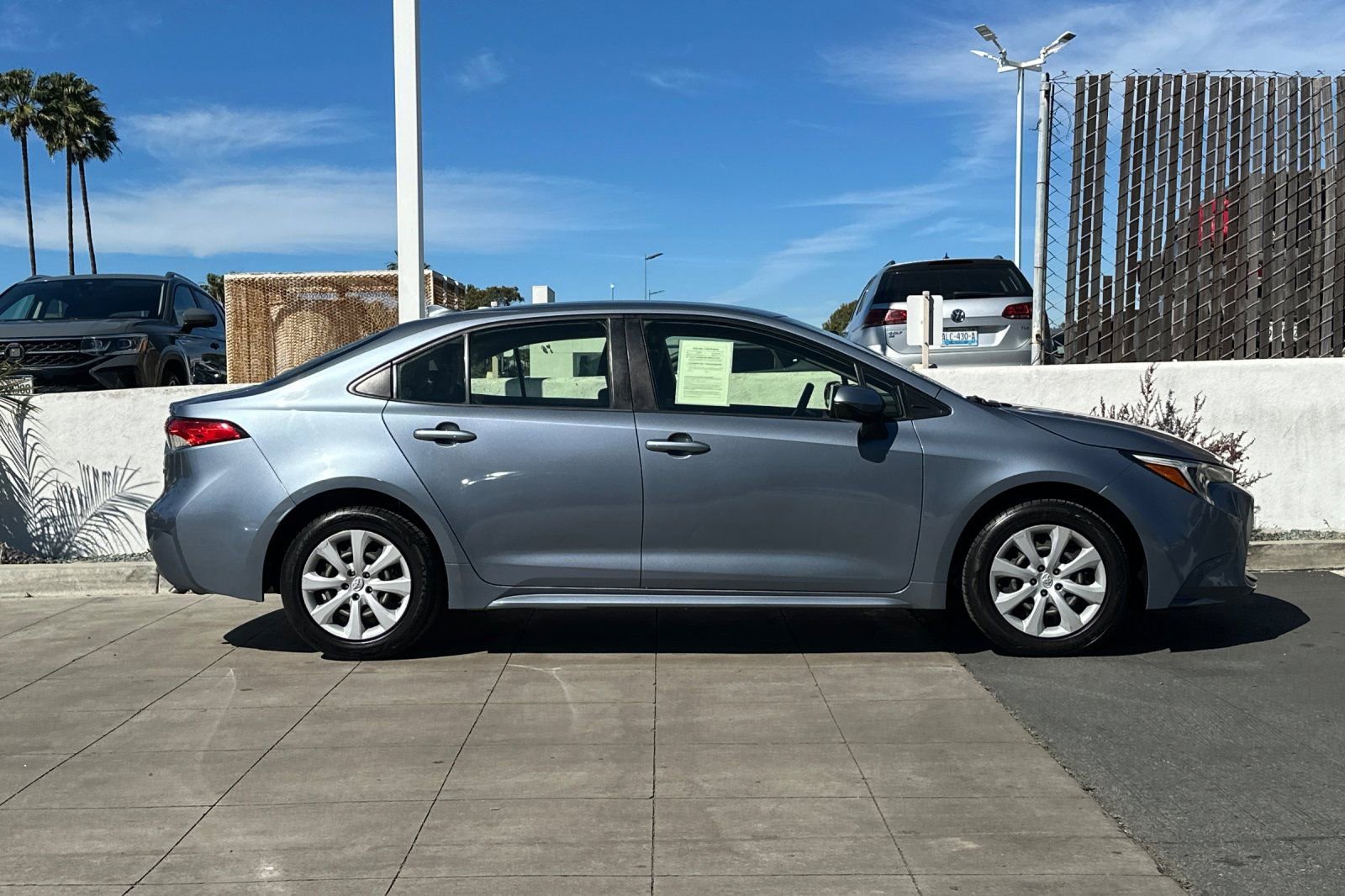 Used 2023 Toyota Corolla LE image 3