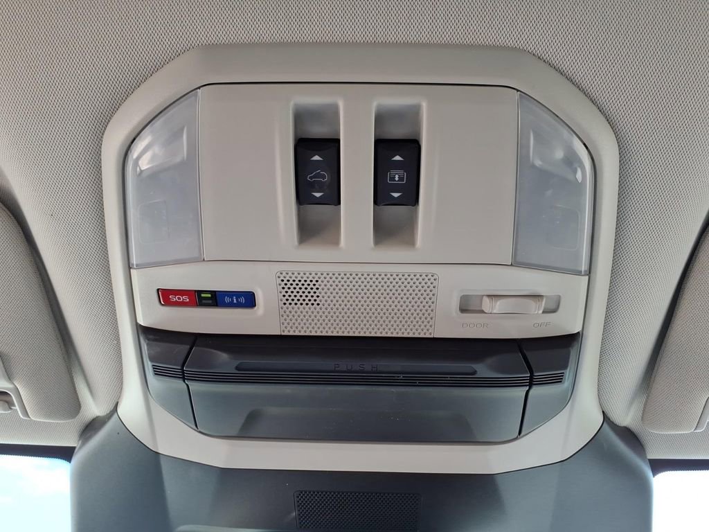 Used 2023 Subaru Ascent Onyx Edition AWD/4WD image 22