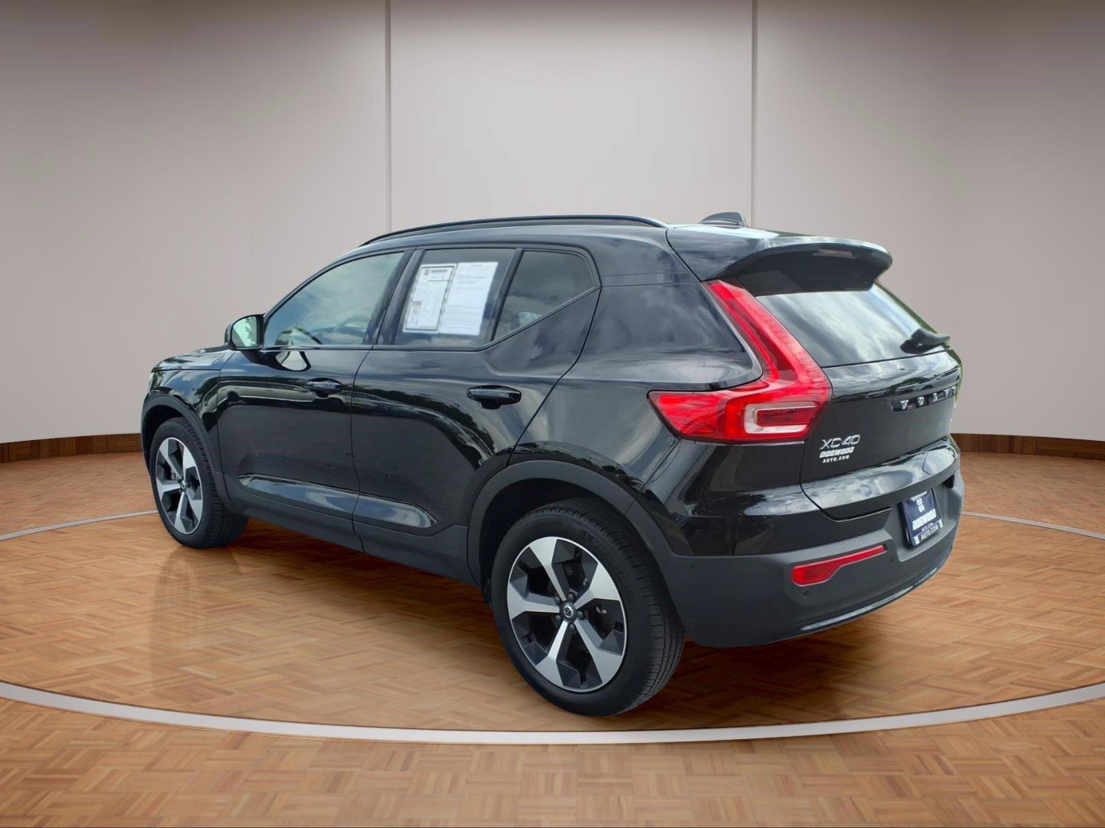 Certified 2026 Volvo XC40 B5 Plus w/ Protection Package Premier AWD/4WD image 4