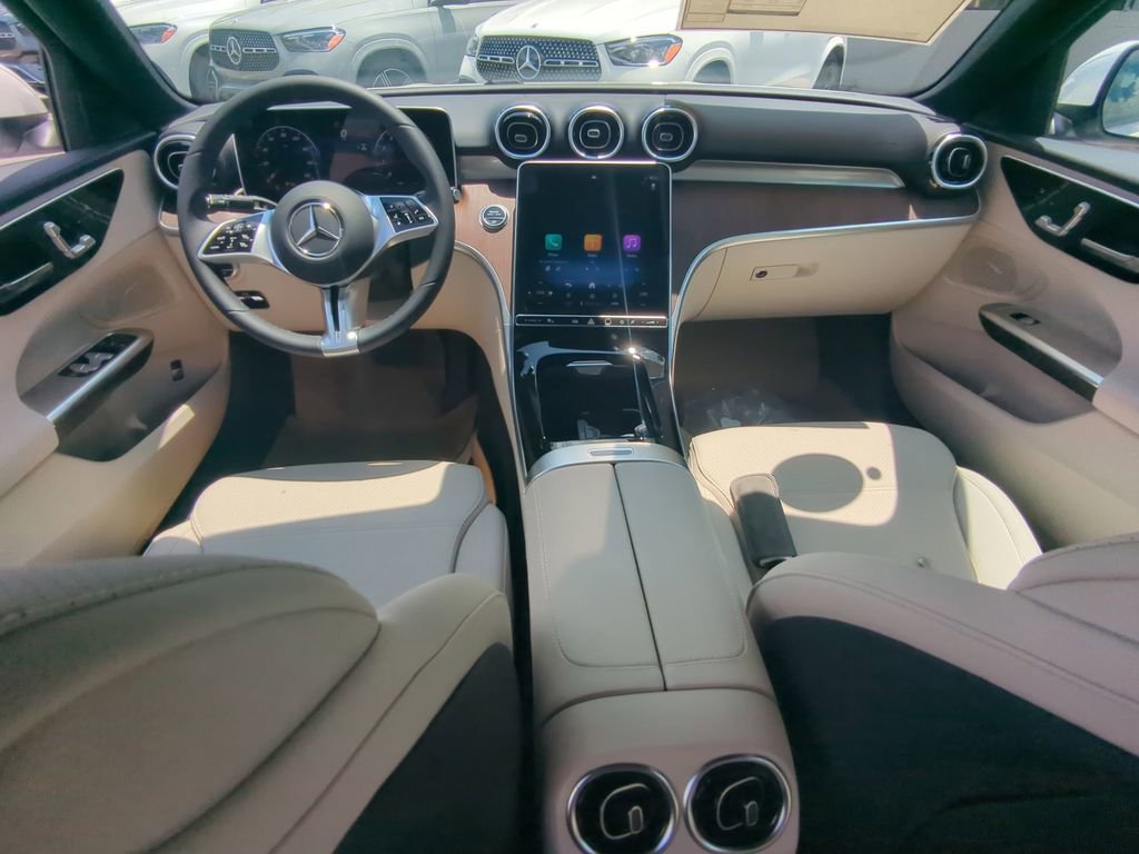 New 2025 Mercedes-Benz C 300 Sedan image 2