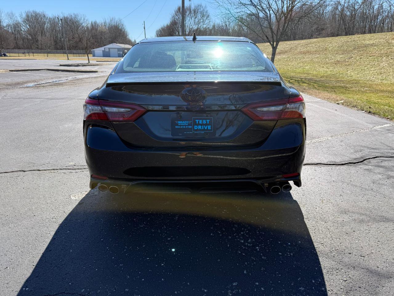 Used 2021 Toyota Camry XSE FWD image 15