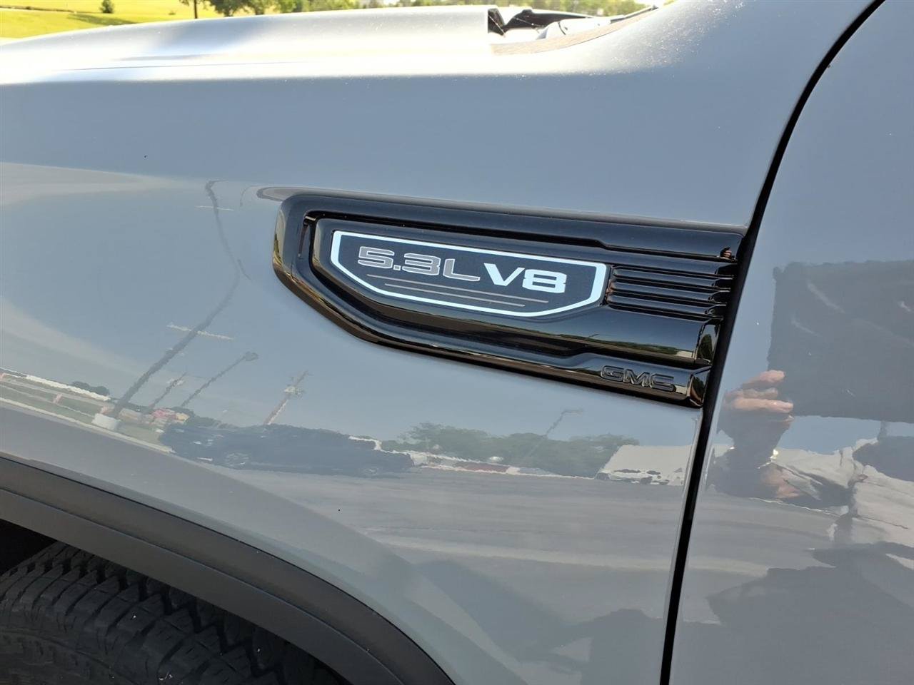 Used 2024 GMC Sierra 1500 Elevation w/ Preferred Package AWD/4WD image 7