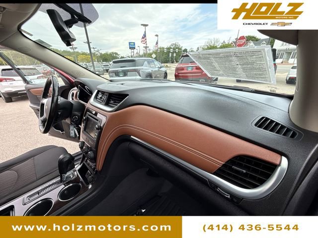 Certified 2017 Chevrolet Traverse LT w/ Style and Technology Package AWD/4WD image 27