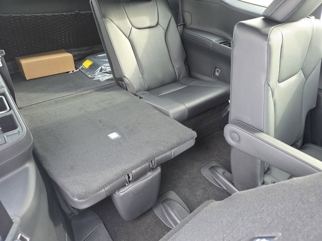 New 2026 Lexus TX 500h 500h F SPORT Performance Premi image 18