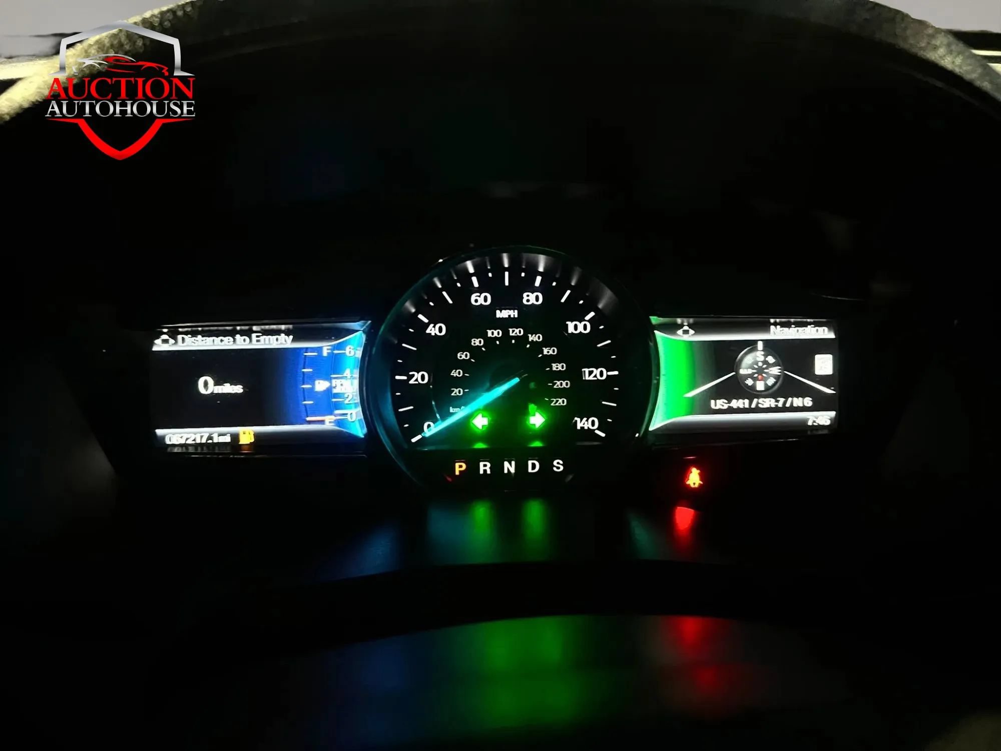 Used 2018 Ford Explorer Limited w/ Equipment Group 301A AWD/4WD image 13
