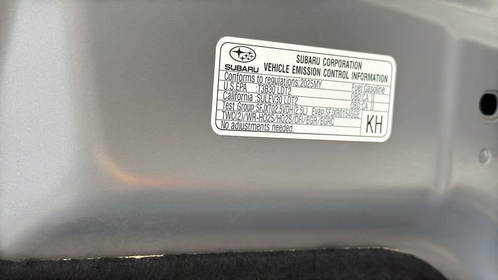 Certified 2025 Subaru Forester Touring AWD/4WD image 28