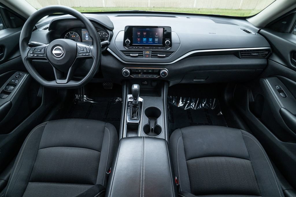 Used 2024 Nissan Altima 2.5 S image 13