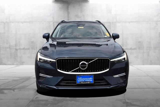 Used 2022 Volvo XC60 B5 Momentum AWD/4WD image 4