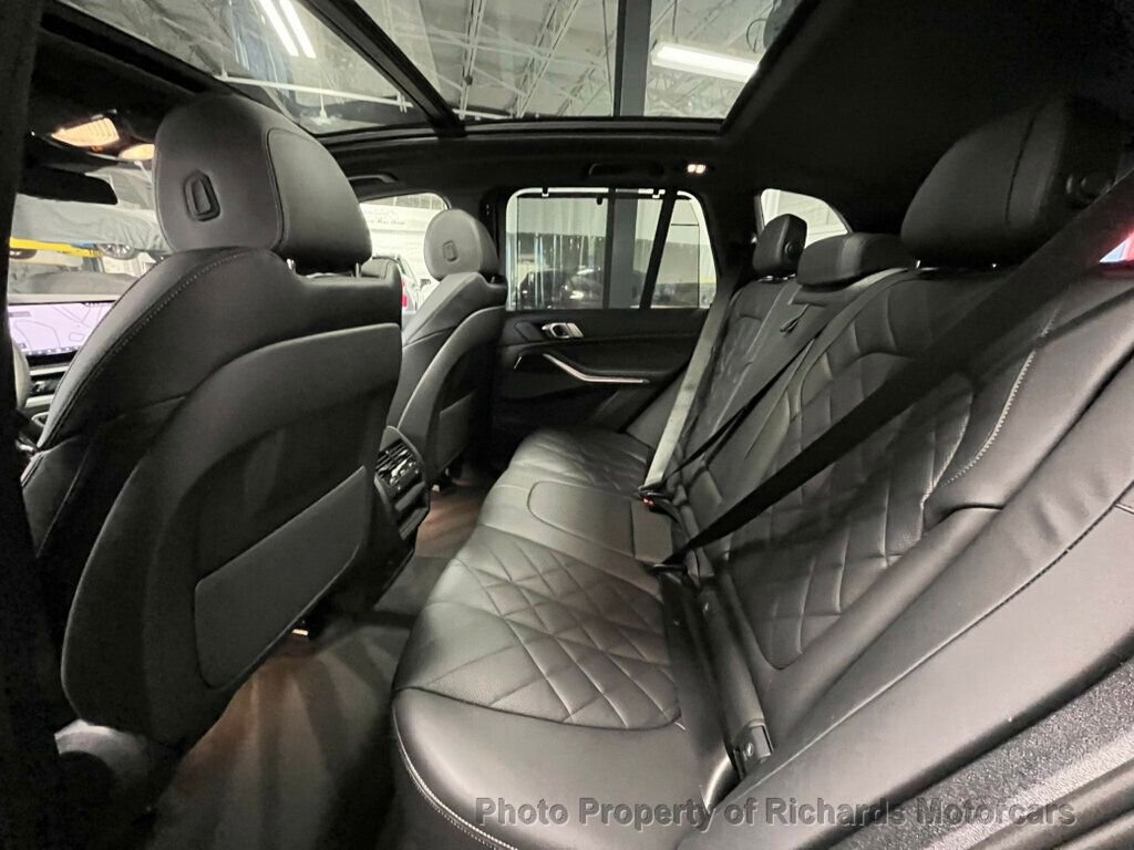 Used 2025 BMW X5 xDrive40i image 15