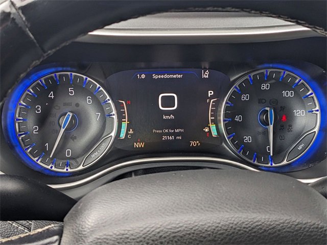 Certified 2021 Chrysler Pacifica Touring-L w/ S Appearance Package image 25