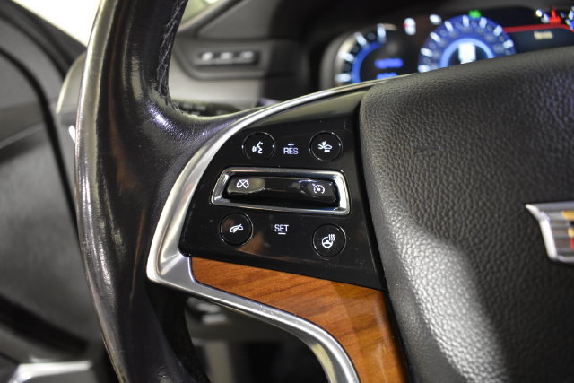 Used 2017 Cadillac Escalade Premium Luxury AWD/4WD image 17
