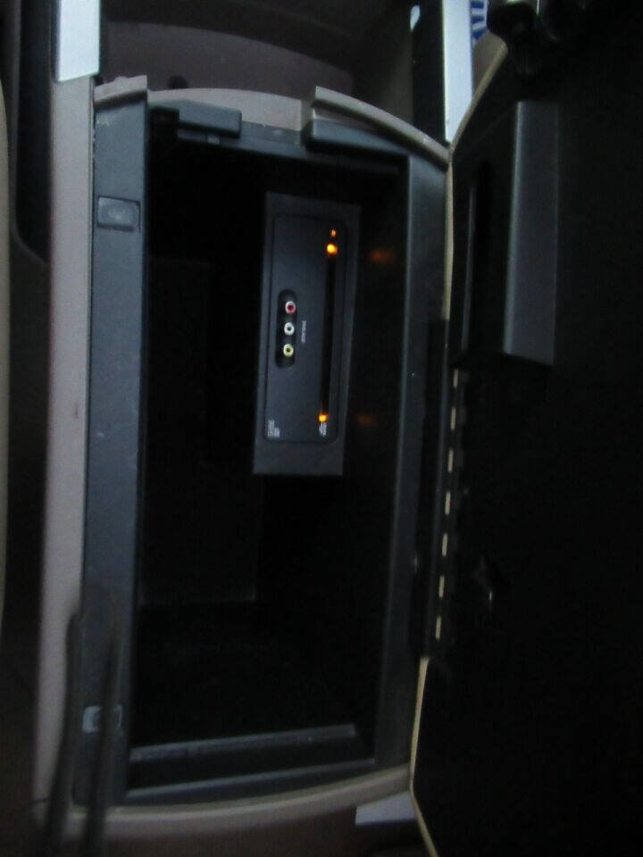 Used 2012 Nissan Armada Platinum image 50