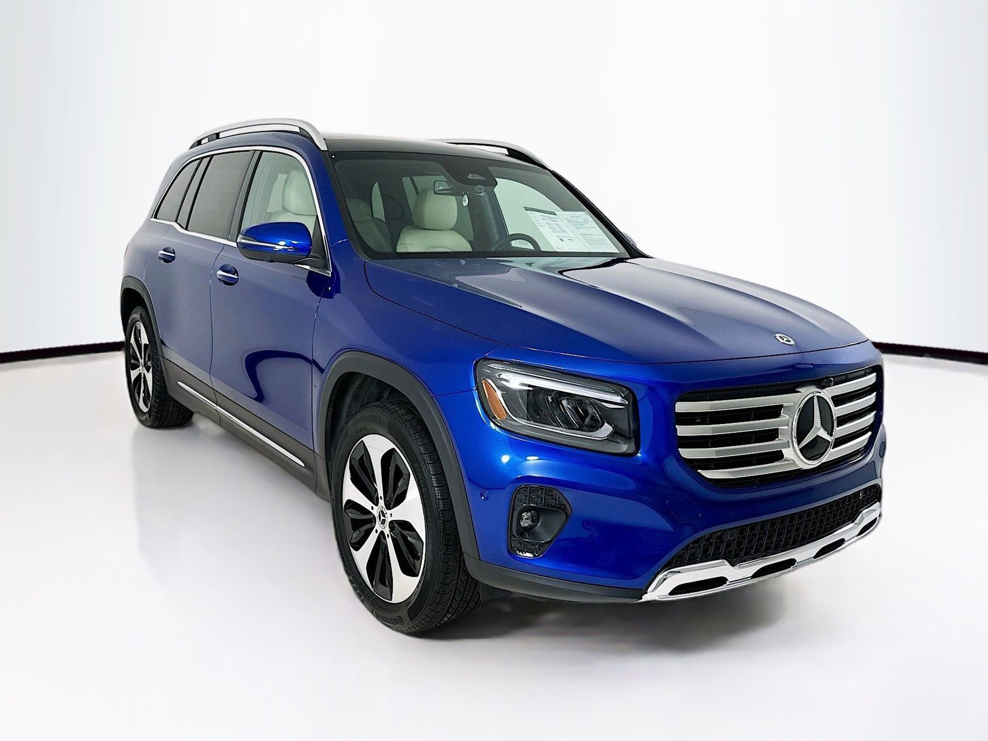 Certified 2025 Mercedes-Benz GLB 250 GLB 250 image 1