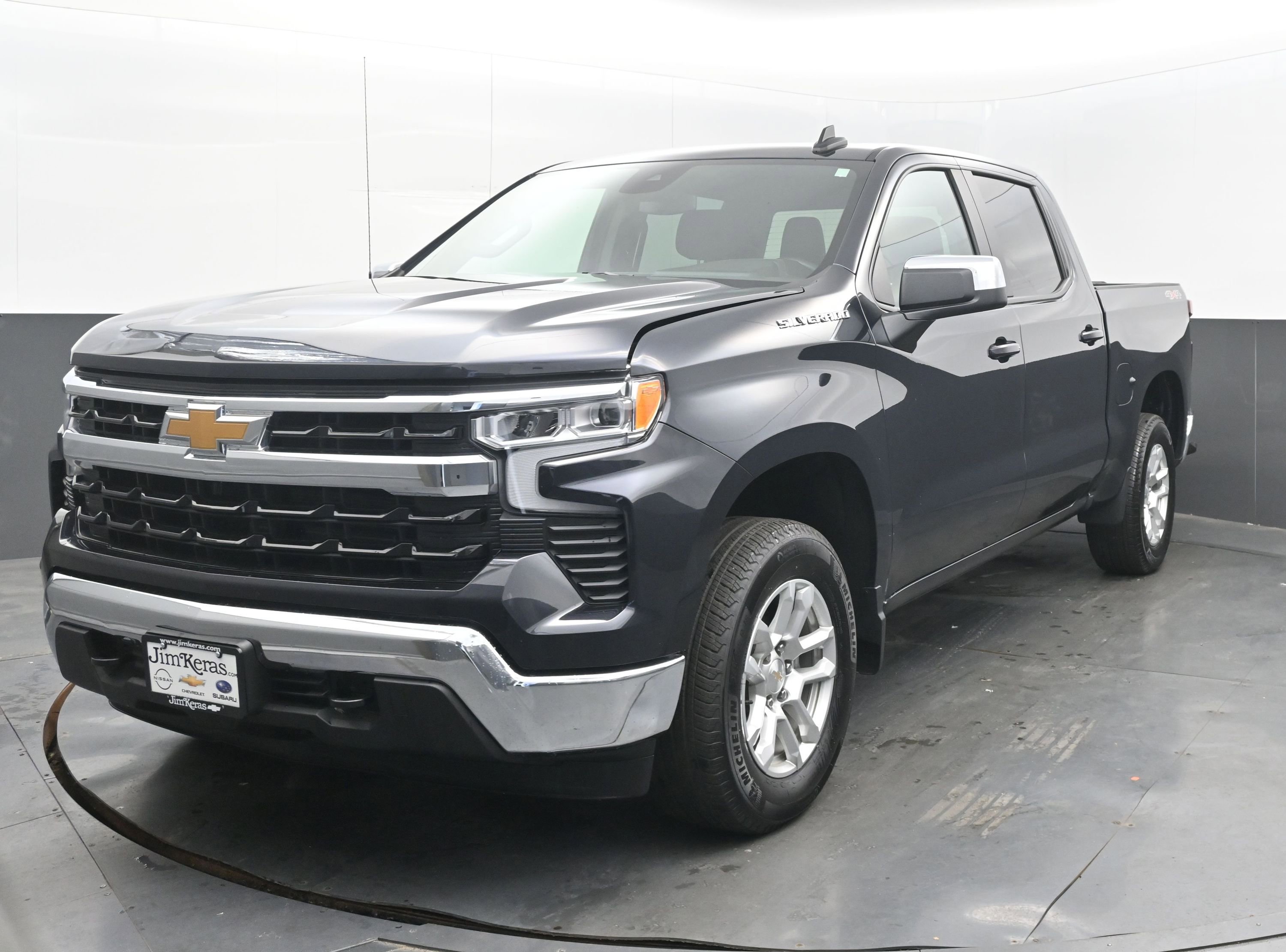 Used 2024 Chevrolet Silverado 1500 LT image 4