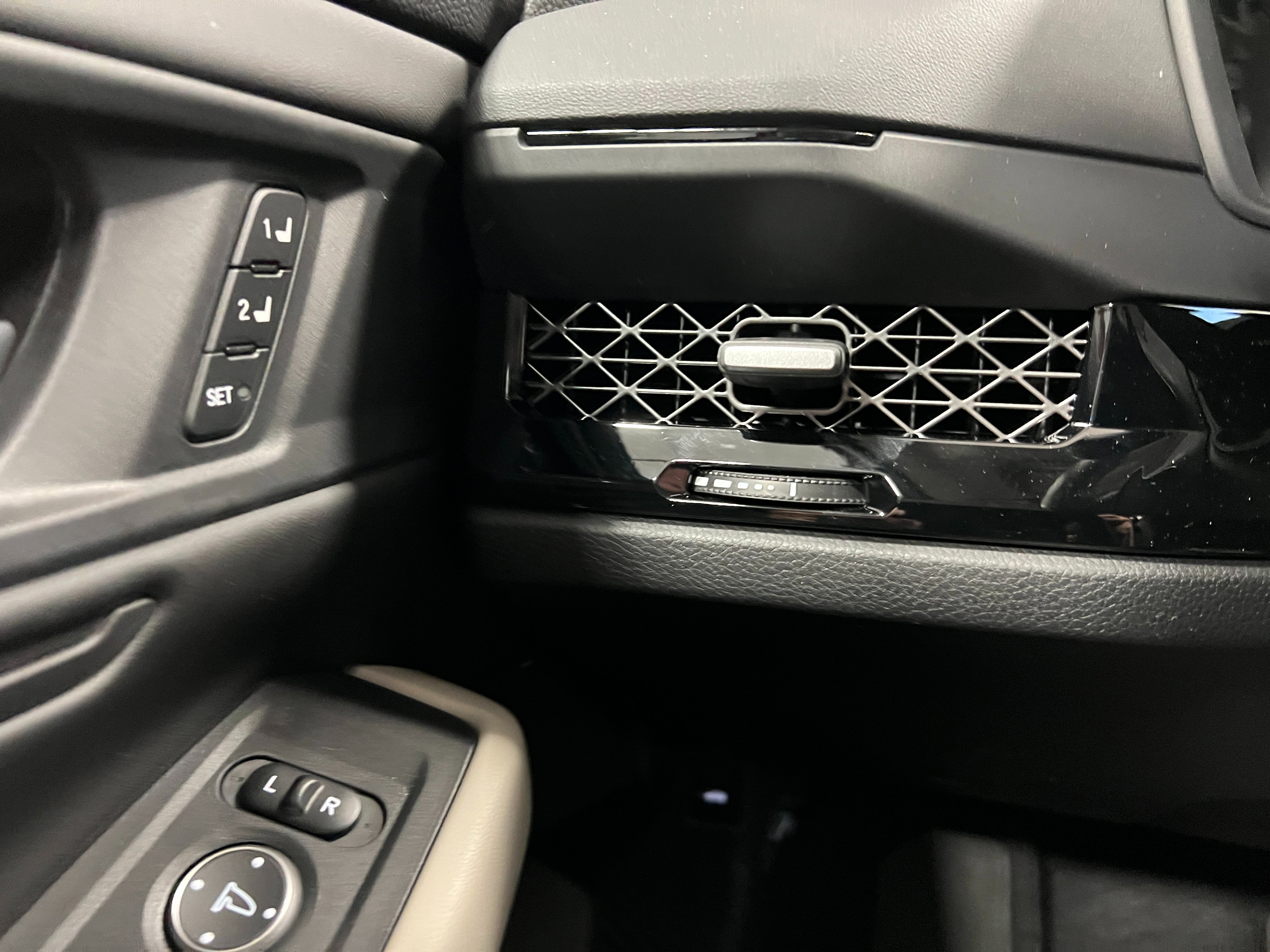 New 2025 Honda Accord EX-L image 15