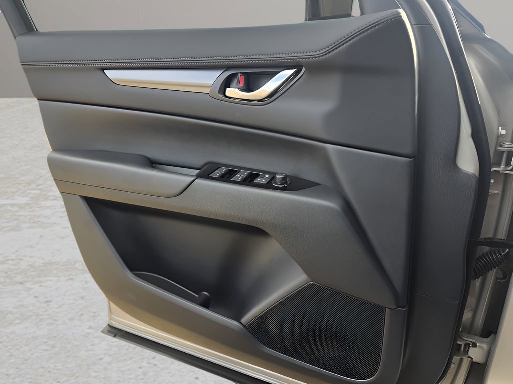 Used 2025 MAZDA CX-5 AWD 2.5 S w/ Preferred Package image 17