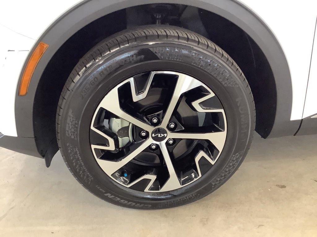 Certified 2023 Kia Sportage EX AWD/4WD image 7