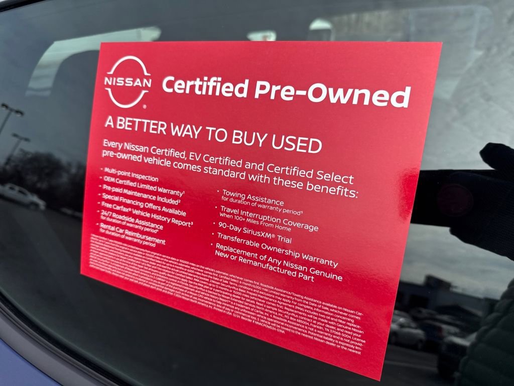 Used 2025 Nissan Kicks S image 32