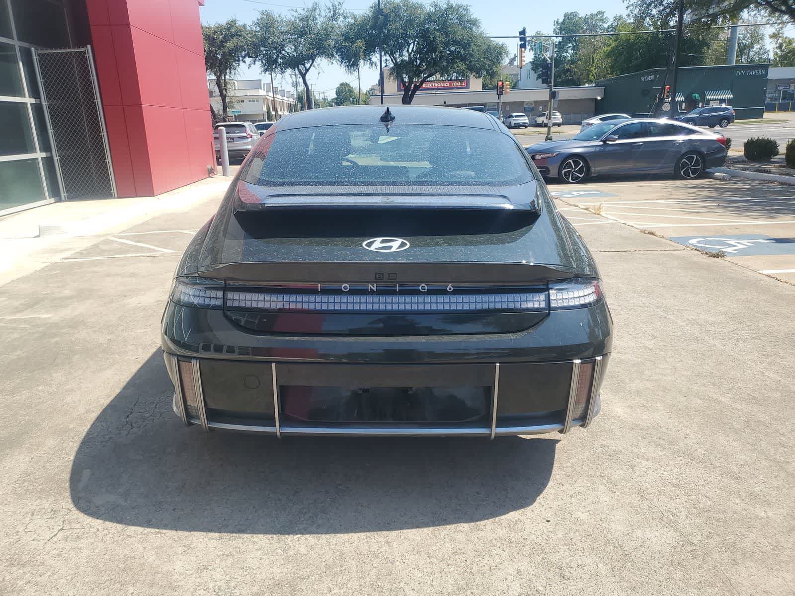Used 2024 Hyundai Ioniq 6 SE RWD image 5