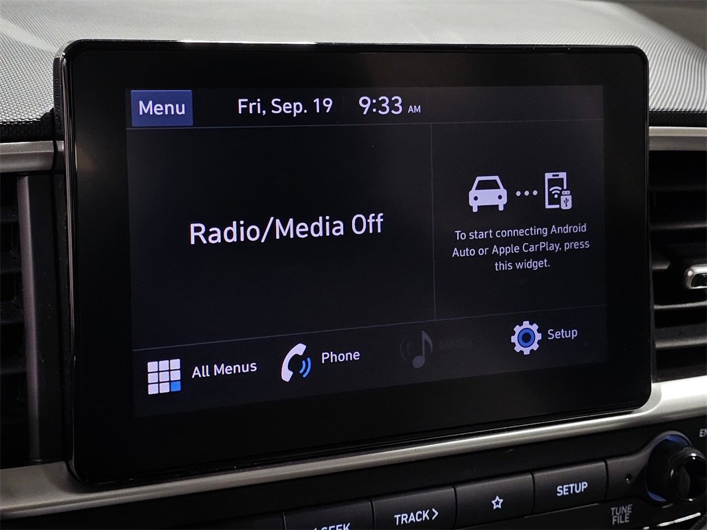 Used 2022 Hyundai Venue SEL image 27