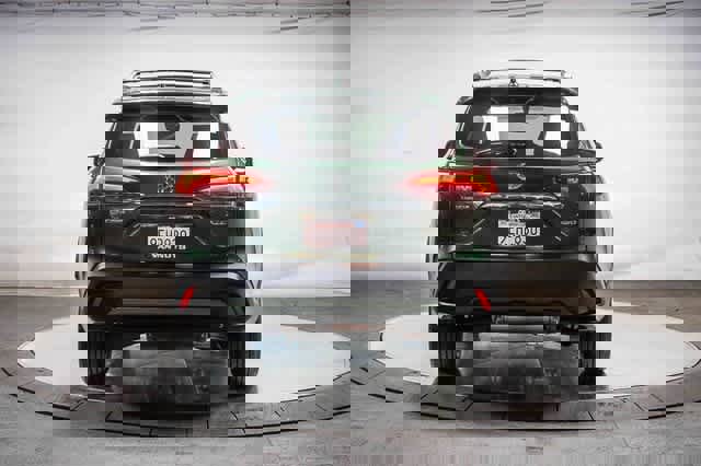 Certified 2022 Toyota Corolla Cross XLE w/ Convenience Package image 3