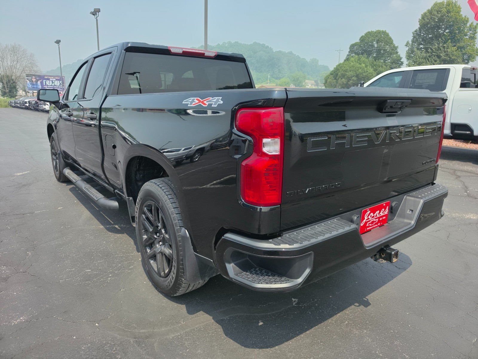 Used 2024 Chevrolet Silverado 1500 Custom w/ Rally Edition AWD/4WD image 3