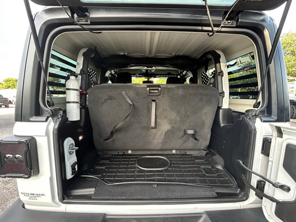 Used 2022 Jeep Wrangler Sport AWD/4WD image 28