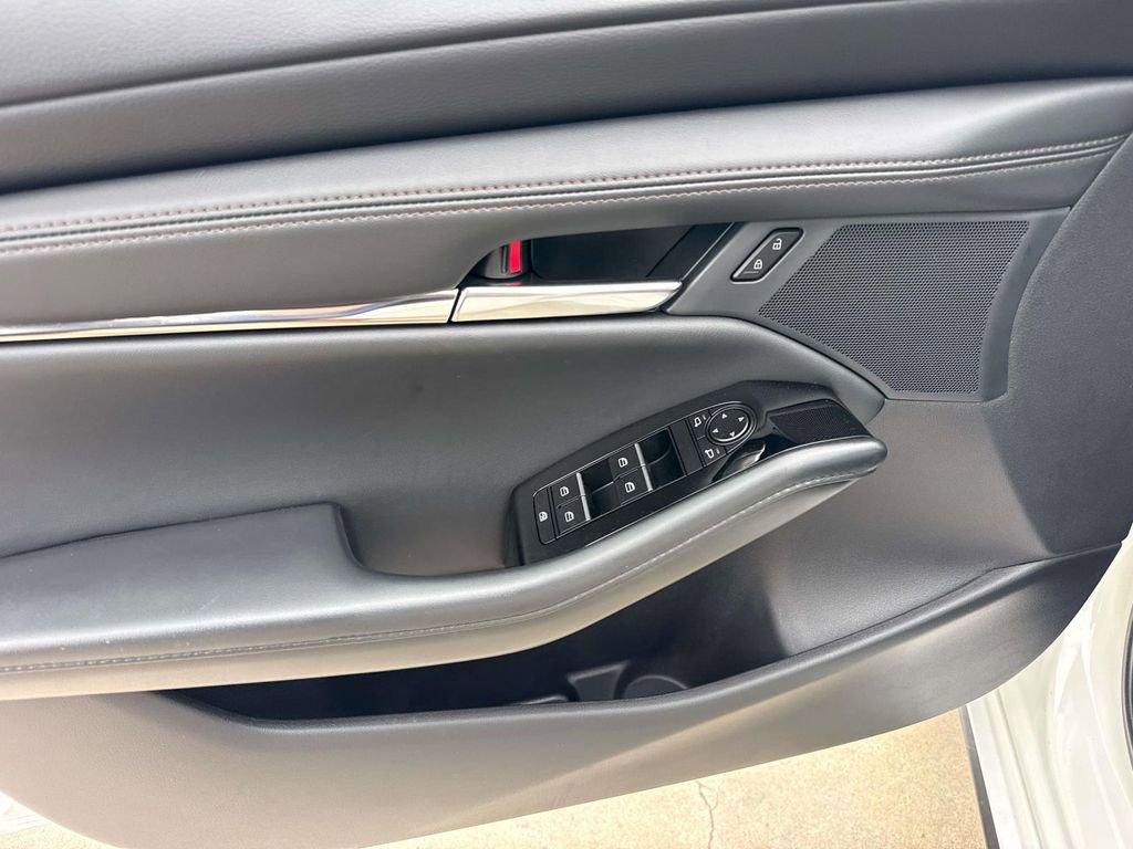 Certified 2025 MAZDA MAZDA3 s image 19