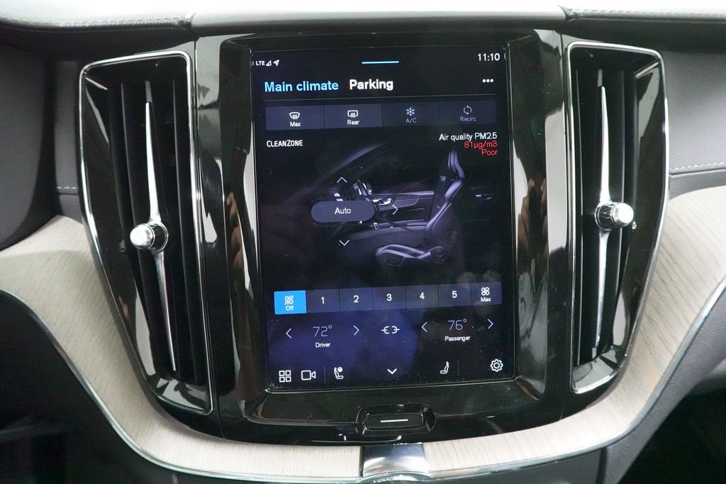 Used 2022 Volvo XC60 T8 Inscription w/ Advanced Package image 18