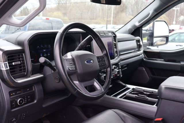Used 2023 Ford F250 Lariat w/ Chrome Package image 7