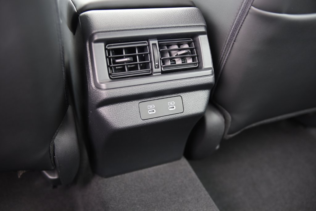 New 2026 Honda Accord EX-L image 30