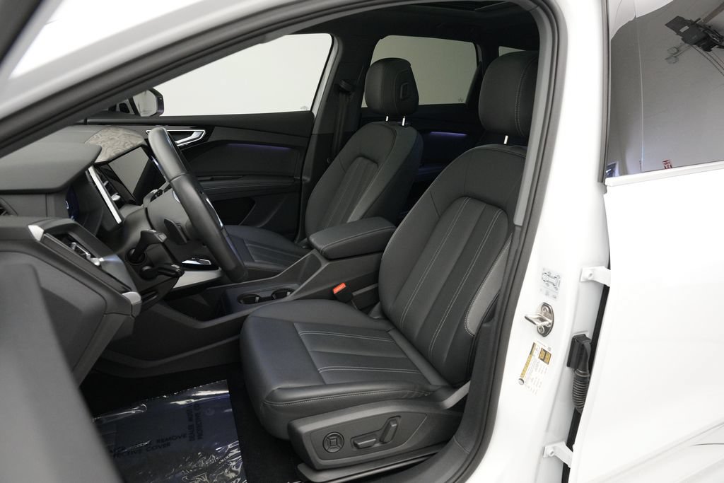 Used 2023 Audi Q4 e-tron Premium Plus w/ Premium Plus RWD image 6