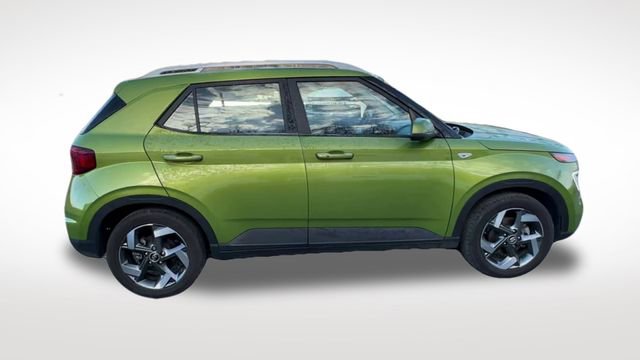 Used 2020 Hyundai Venue SEL w/ Convenience + Premium Package image 9