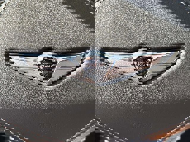 Used 2025 Genesis GV70 3.5T Sport image 29