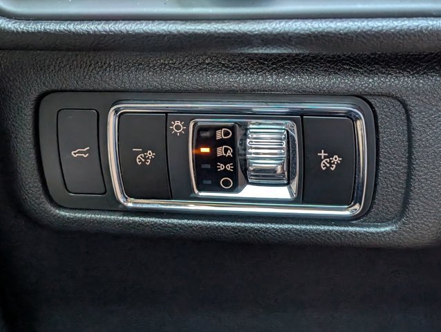 Used 2022 Lincoln Corsair Reserve w/ Equipment Group 201A AWD/4WD image 24